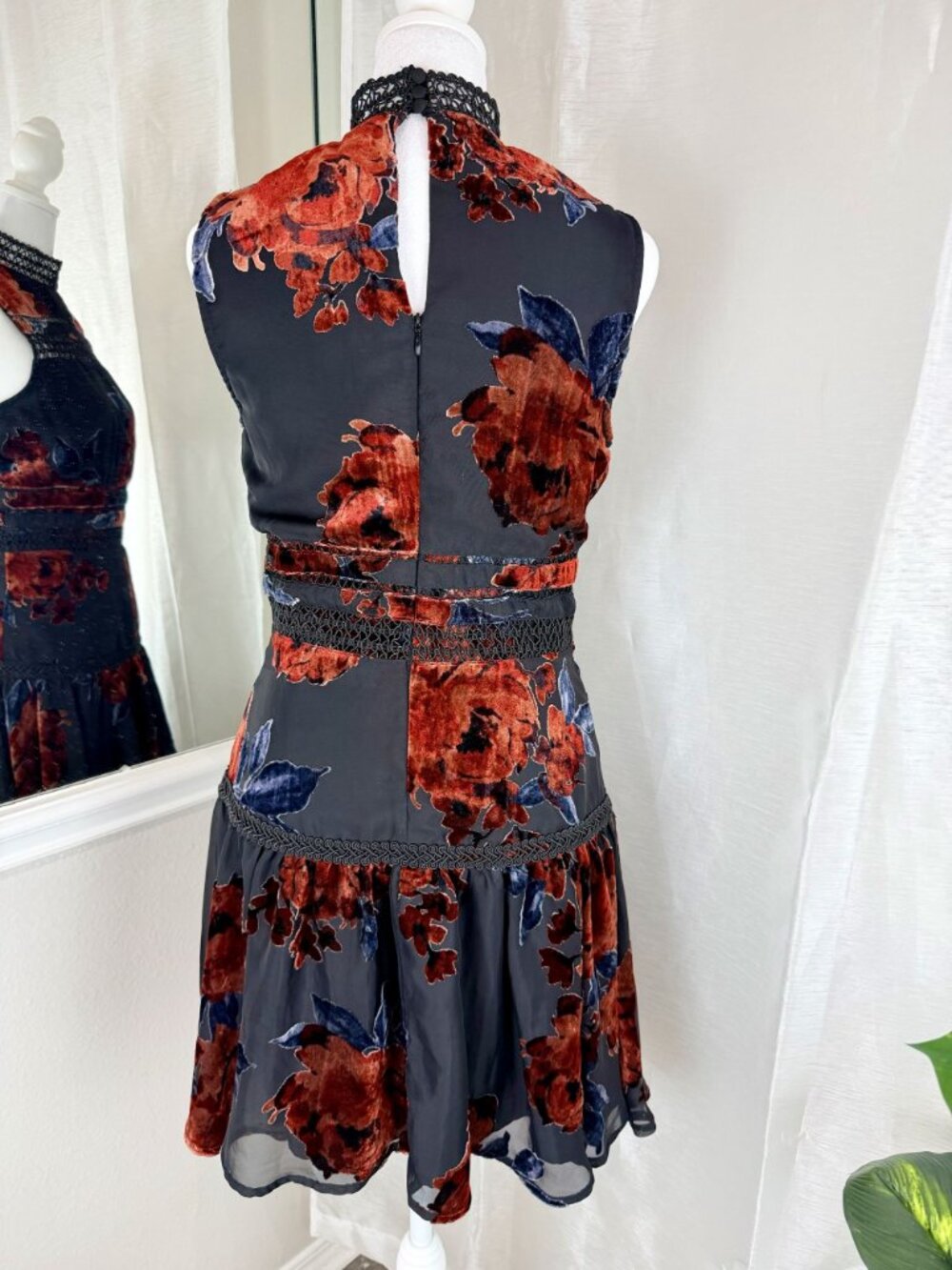Gianni Bini XS Floral Burnout Mock Neck Fit & Flare Mini Dress Women - Picture 3 of 16